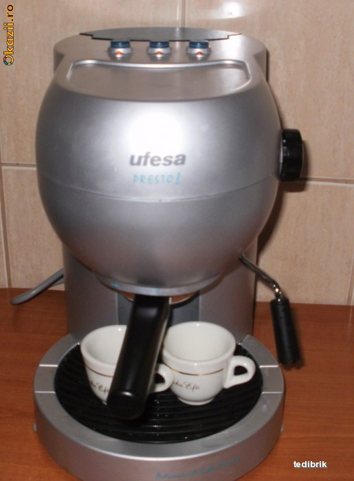 Expresor de cafea UFESA CE 7131 ,15bari +cadou rasnita cafea | arhiva  Okazii.ro