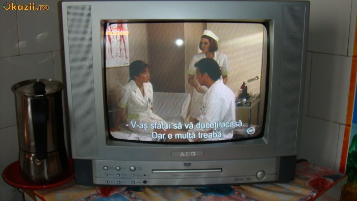 Vand televizor cu dvd incorporat de bucatarie sau camera copii | arhiva  Okazii.ro