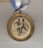 CIA 289 Medalie FOTBAL -1999 -cu panglica de pus la gat(alb cu albastru) -Grecia -dimensiuni circa 35X40 milimetri -starea care se vede