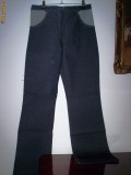 Pantaloni dama