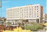 CP198-54 Pitesti. Hotel Muntenia(fara turn) -carte postala, necirculata -starea care se vede