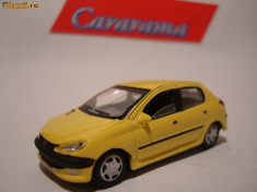 1/72 PEUGEOT 206-CARARAMA +1500 MACHETE foto