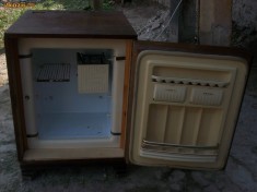 FRIGIDER VECHI FRAM foto