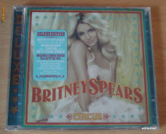 Britney Spears - Circus (CD+DVD Deluxe Edition) foto