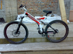 vand bicicleta specialized foto