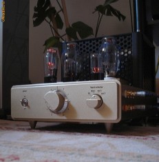 Amplificator pe lampi / tuburi electronice 300B foto