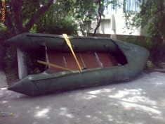 BARCA GONFLABILA ARMATA 8pers foto