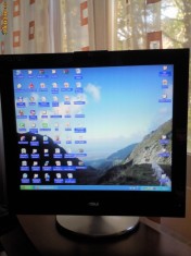 MONITOR ASUS PG191 19&amp;amp;quot; - RARITATE PENTRU CUNOSCATORI foto