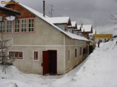 Cabana in Statiunea Straja, Hunedoara, 18camere, URGENT! foto