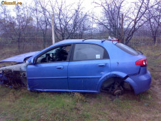 Dezmembrez Chevrolet Lacetti foto