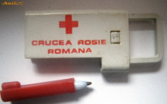 Breloc plastic Crucea Rosie Romania foto