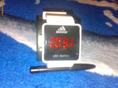 ceas adidas led watch foto