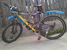 Bicicleta mountain bike Legend (semitunata) foto