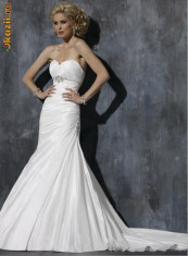 Rochie de mireasa cu pietre Swarovski, Maggie Sottero - Brianna - 1399 Ron foto