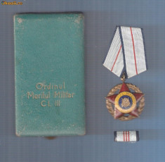 ORDINUL MERITUL MILITAR CL.3 RPR+BREVET+CUTIE foto