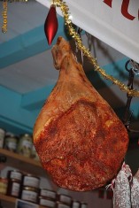 Sunca afumata de casa/jambon afumat foto