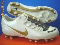 Ghete de fotbal Nike Total 90 SHOOT II FG foto