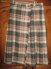 kilt , costum traditional scotian foto