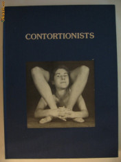 MICHEL LOUIS - CONTORTIONISTS {Album alb-negru} foto