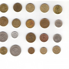 56 Lot interesant de monede si jetoane (fise, token)(20 bucati)