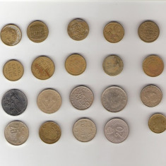 84 Lot interesant de monede si jetoane (fise, token)(20 bucati)