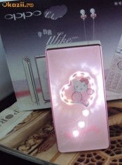 Telefon HELLO KITTY A520 2GB Key+ TouchScreen - NOU foto
