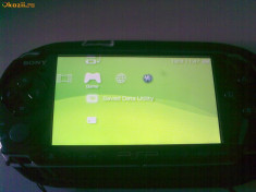 PSP 3004 modat , card , 8 jocuri originale foto