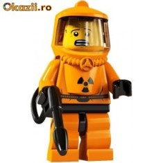 JUCARIE LEGO 8804-5 - Hazmat Guy - Costum Anti-Radiatii foto