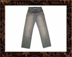 Blugi Madoc clasic style, talie medie, croiala dreapta, model clasic, culoare bleu deschis model deosebit, calitate extra, pret mic! foto