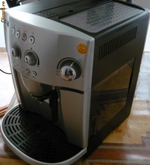 Expresor DeLonghi Magnifica DEFECT ! Ieftin ! POZE REALE ! foto