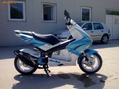VAND SCUTER PEUGEOT JETFORCE TUNING POLINI foto