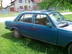 Mercedes-Benz 240D Cobra foto