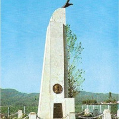 CP195-21 Campina -Banesti: Monumentul lui Aurel Vlaicu - carte postala, necirculata -starea care se vede