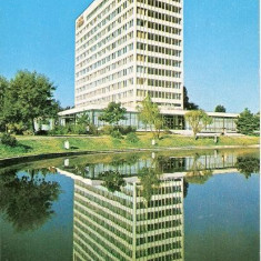 CP200-49 Mamaia. Hotel ,,Perla" -carte postala, circulata 1977 -starea care se vede