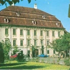 CP200-28 Sibiu. Muzeul Brukenthal -carte postala, circulata 1967 -starea care se vede