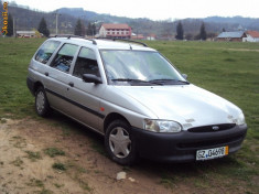 Dezmembrez ford escort turnier, an 97, motor 1,6 benzina foto