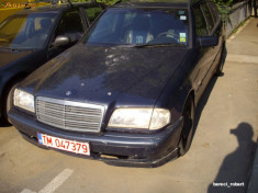 mercedes c 180 dezmembrez. foto