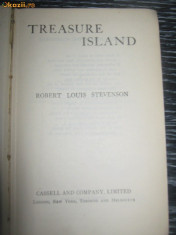 Carte &amp;quot;Treasure Island&amp;quot; R.L. Stevenson- in lb engleza foto