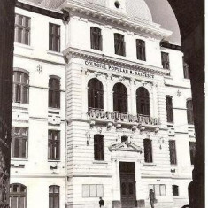 CP206-67 Craiova -Teatrul National(Colegiul Popular N.Balcescu) -RPR -carte postala circulata 1961 -starea care se vede