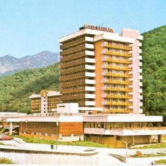 CP208-24 Judetul Valcea. Cozia: Hotelul ,,Caciulata" -carte postala circulata 1988 -starea care se vede