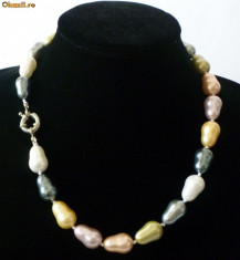 Colier perle de cultura colorate ovale 1,4 cm lungime perla foto