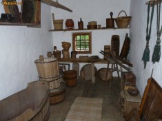 VAND OBIECTE TRADITIONALE TARANESTI VECHI AUTENTICE foto