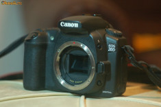 Vand Canon 20D + obiectiv 18-55 din kit foto