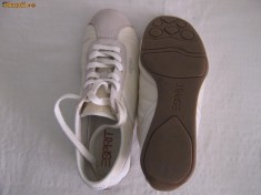 Adidasi ESPRIT foto