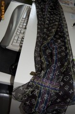 Esarfa Louis Vuitton Originala foto