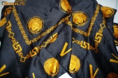 Batic Dama deosebit Versace foto