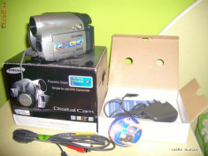 CAMERA VIDEO SAMSUNG VP-DC161W MINI DVD-RW+/-R NOUA IN CUTIE IEFTIN 450 RON foto