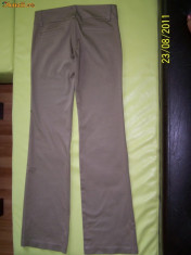 pantaloni de dama, BERSHKA, SALE 50% OFF foto