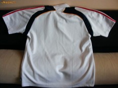 Tricou de prezentare Adidas al Nationalei Romaniei.