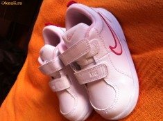 Adidasi Nike originali, noi, copii 2-3 ani foto